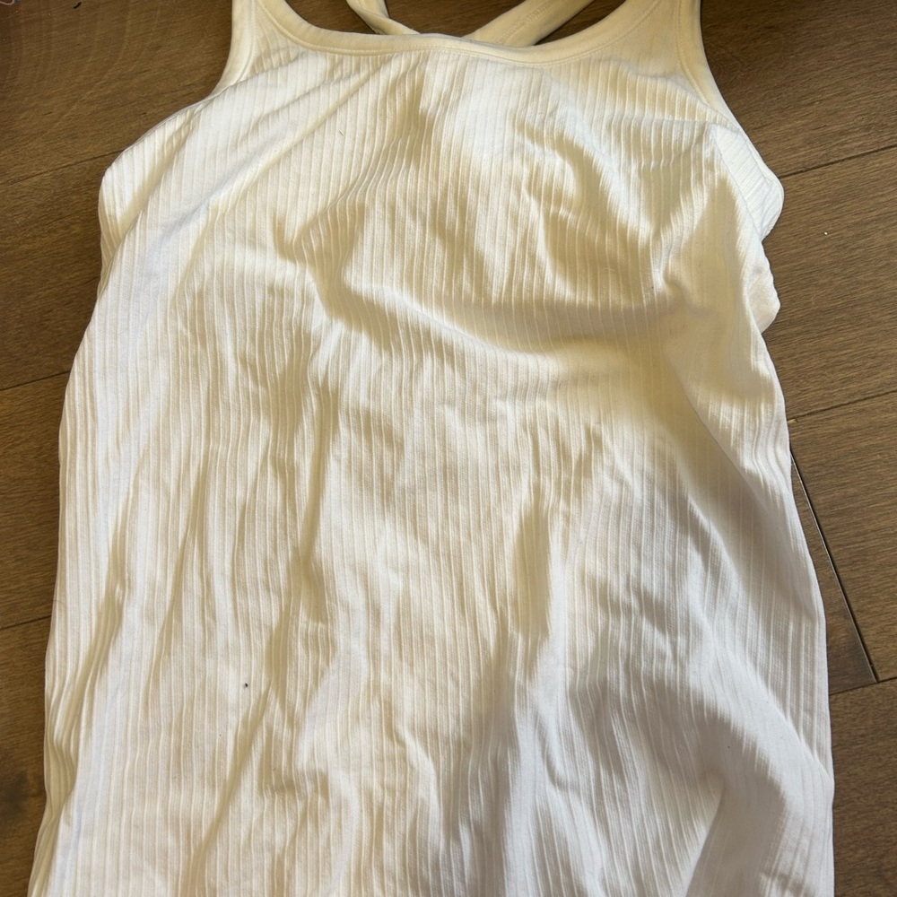 Whited ribbed tank top